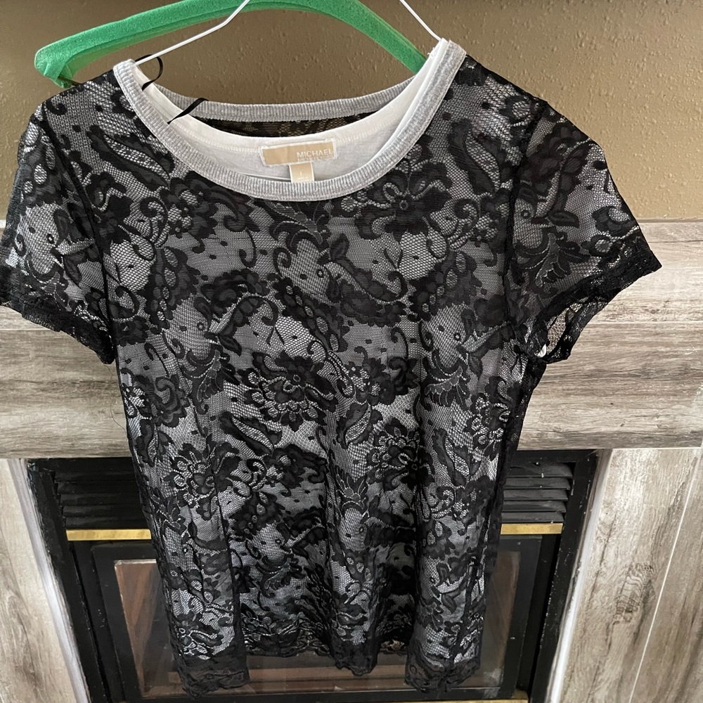 Michael Kors t-shirt🩵